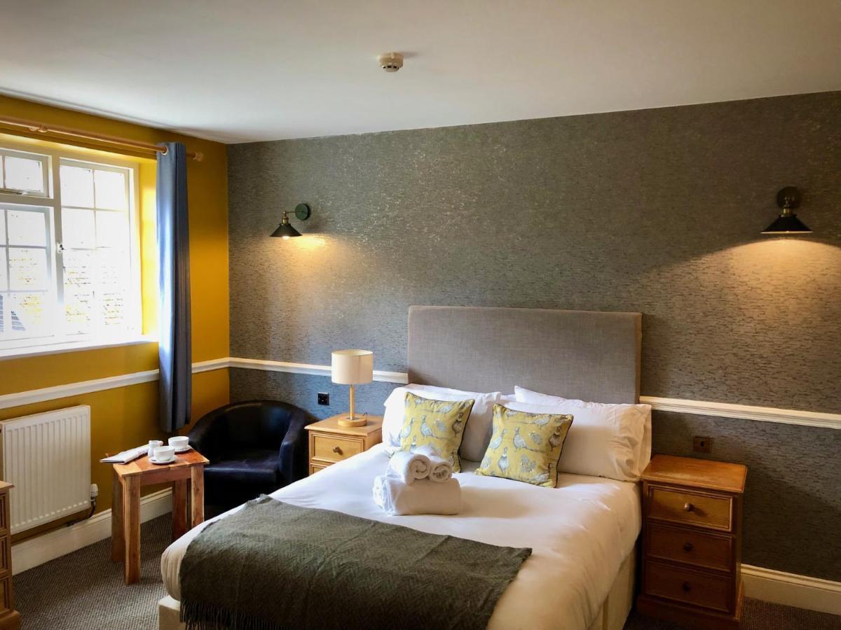 The Pelican Inn Froxfield  المظهر الخارجي الصورة